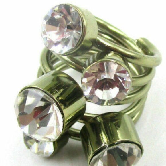 5/$25 Contemporary Crystal Silver Tone Ring Size 6 - Picture 2 of 6
